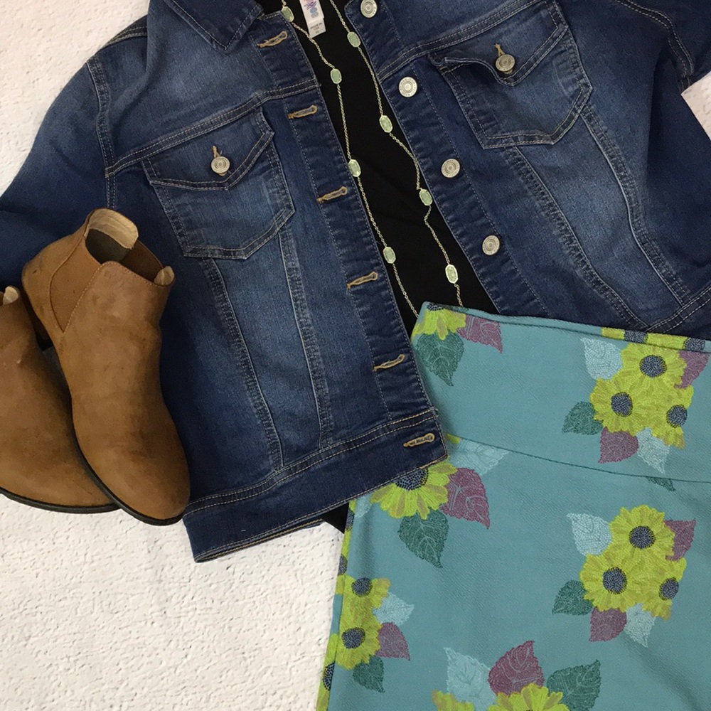 Cassie Small- Lularoe